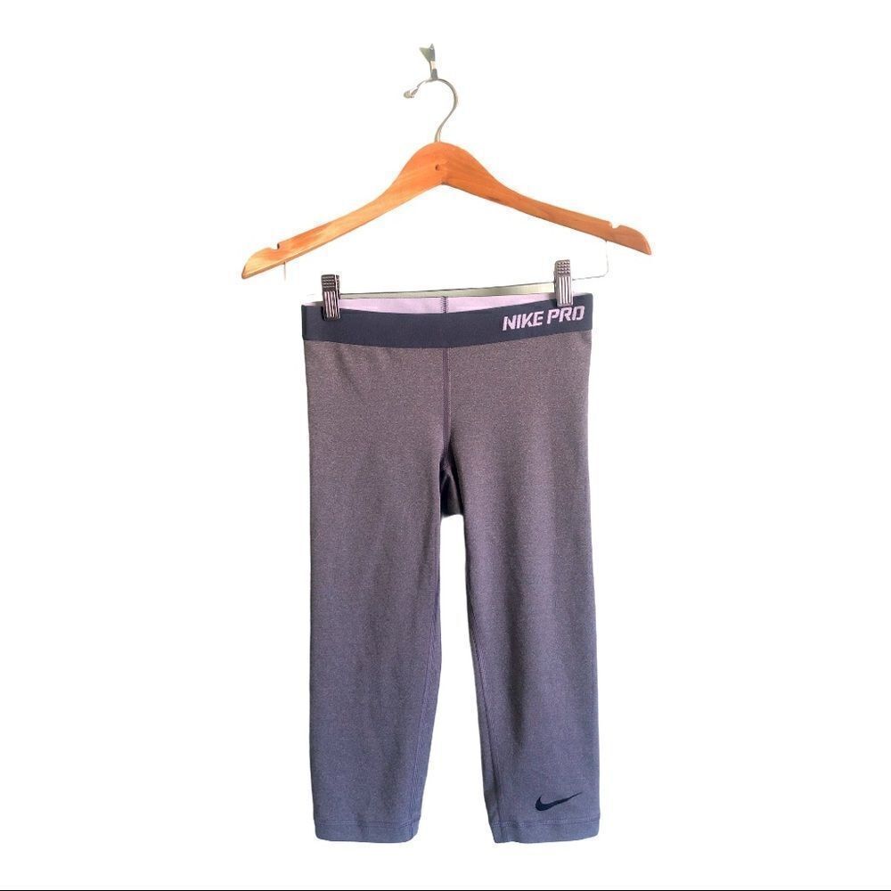 Nike Pro DriFit Cropped Gray Leggings XS